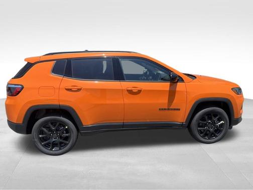 JOOSE 2026 Jeep Compass Latitude