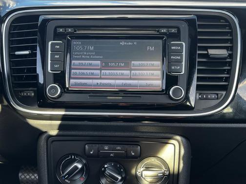 2012 Volkswagen Beetle 2.5L
