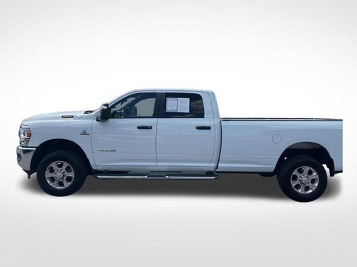 Bright White Clearcoat 2024 RAM 3500 Big Horn
