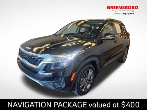 Cherry Black 2023 Kia Seltos S
