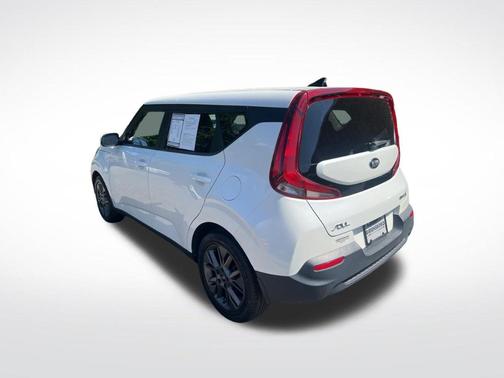 Snow White Pearl 2021 Kia Soul S