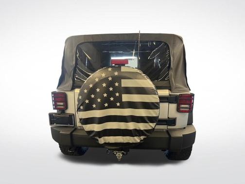 Bright Silver Clearcoat Metallic 2009 Jeep Wrangler X
