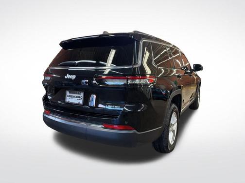 Diamond Black 2025 Jeep Grand Cherokee L Laredo