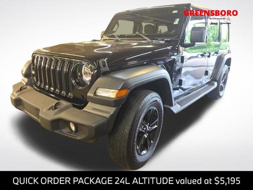 Black Clearcoat 2022 Jeep Wrangler Unlimited Sport Altitude