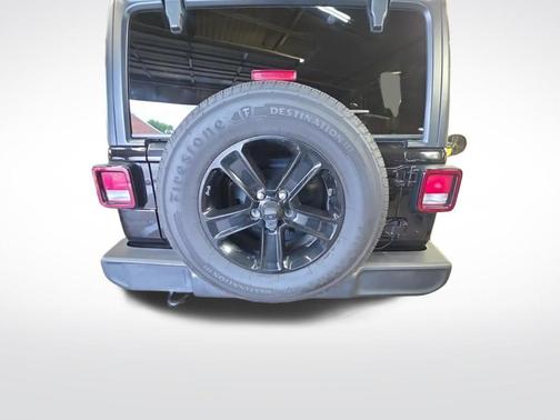 Black Clearcoat 2022 Jeep Wrangler Unlimited Sport Altitude