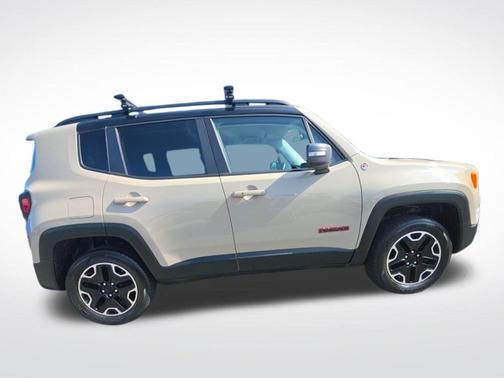 Mojave / Sand 2016 Jeep Renegade Trailhawk