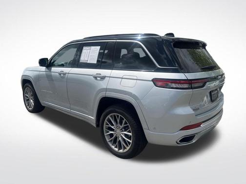 Silver Zynith 2025 Jeep Grand Cherokee Summit