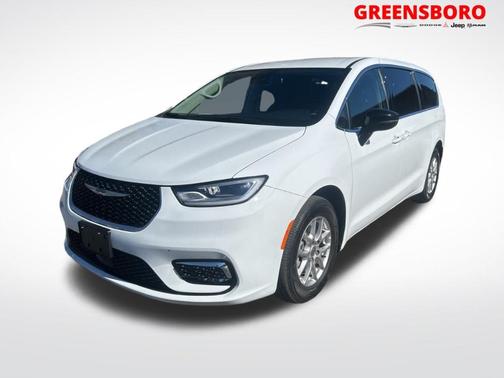 2024 Chrysler Pacifica Touring-L