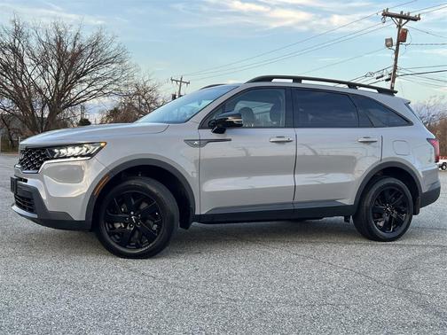2022 Kia Sorento S