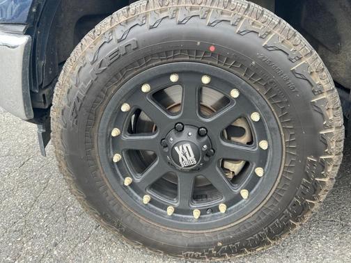 Blue Jeans Metallic 2017 Ford F-150 XLT