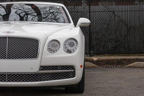 2015 Bentley Flying Spur Base