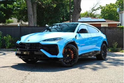 2025 Lamborghini Urus SE