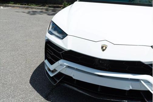 2019 Lamborghini Urus Sport Utility 4D
