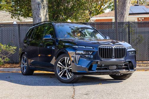 2024 BMW X7 xDrive40i