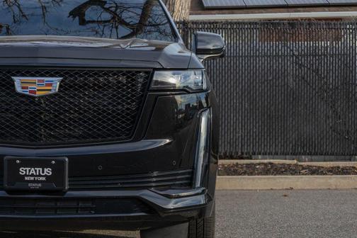 2023 Cadillac Escalade Sport