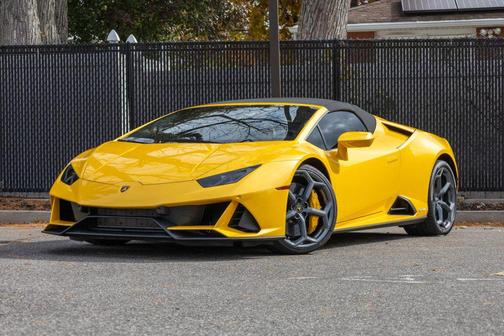 2024 Lamborghini Huracan EVO Spyder