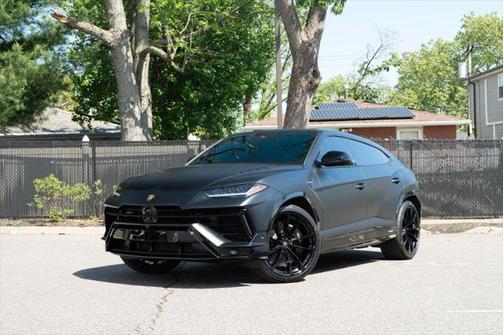 2024 Lamborghini Urus S