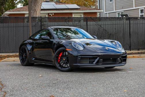2023 Porsche 911 Carrera 4 GTS