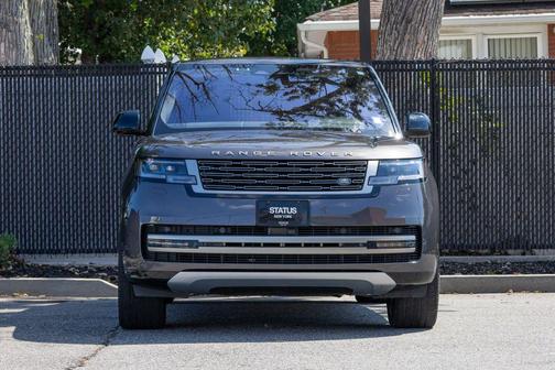2023 Land Rover Range Rover P530 SE