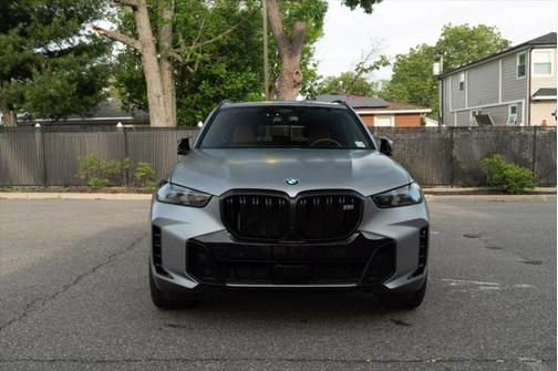 2024 BMW X5 M60i