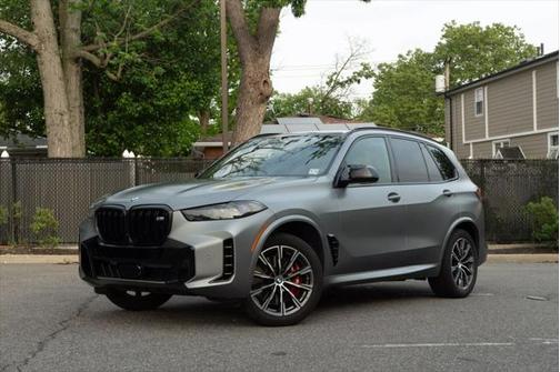 2024 BMW X5 M60i