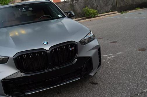 2024 BMW X5 M60i