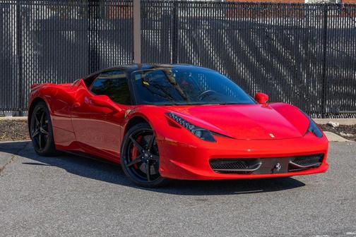 2010 Ferrari 458 Italia Base