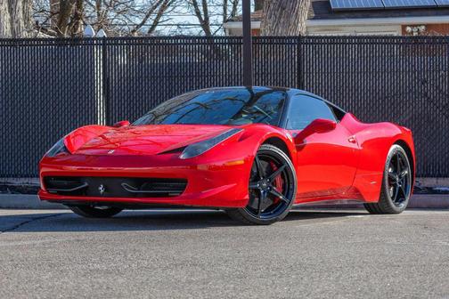 2010 Ferrari 458 Italia Base