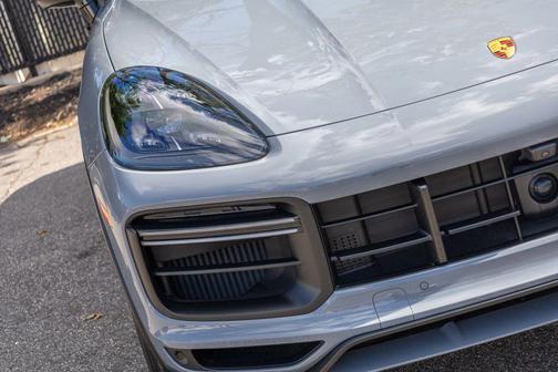 2023 Porsche Cayenne Turbo GT