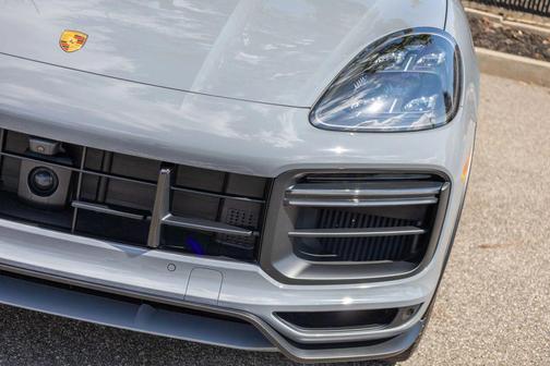 2023 Porsche Cayenne Turbo GT