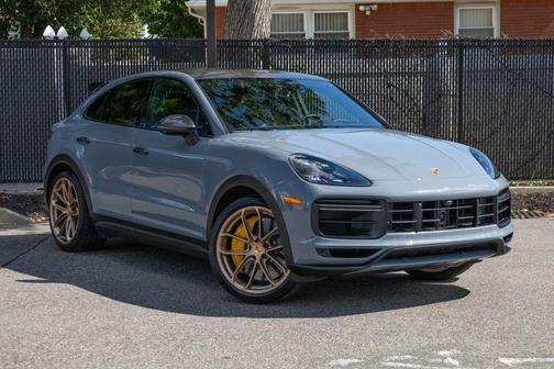 2023 Porsche Cayenne Turbo GT