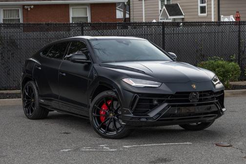 2024 Lamborghini Urus S