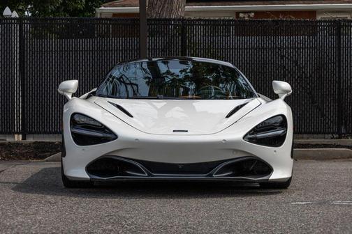 2020 McLaren 720S Base