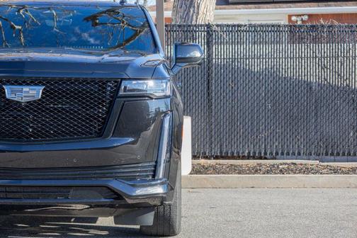 2023 Cadillac Escalade ESV Sport