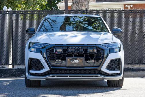 2024 Audi RS Q8 4.0T