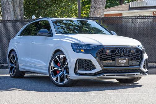 2024 Audi RS Q8 4.0T