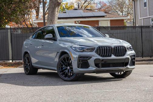 2023 BMW X6 M50i