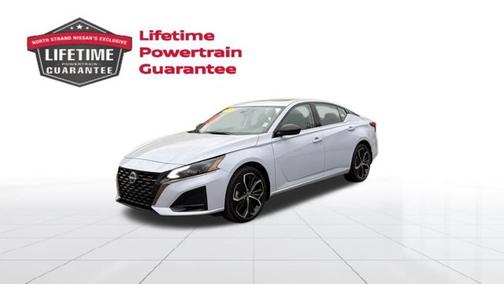 2025 Nissan Altima SR