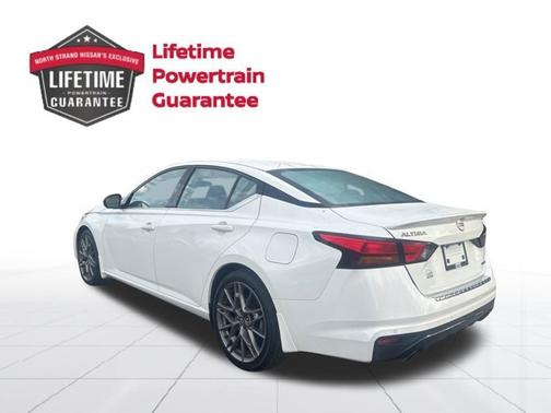 White 2023 Nissan Altima 2.0 SR