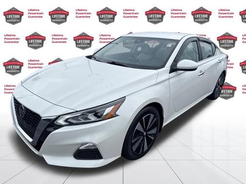 2022 Nissan Altima 2.5 SV