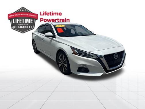 White 2021 Nissan Altima 2.5 SL