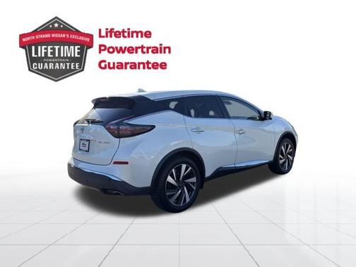 White 2023 Nissan Murano SL