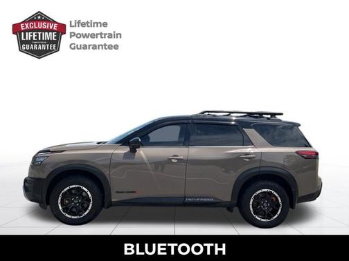 2 Tone Tan / Black Roof 2023 Nissan Pathfinder Rock Creek