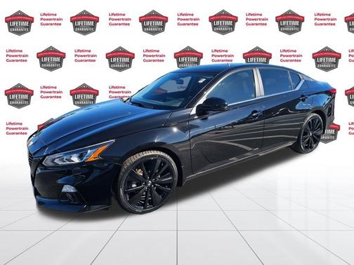 2022 Nissan Altima 2.5 SR