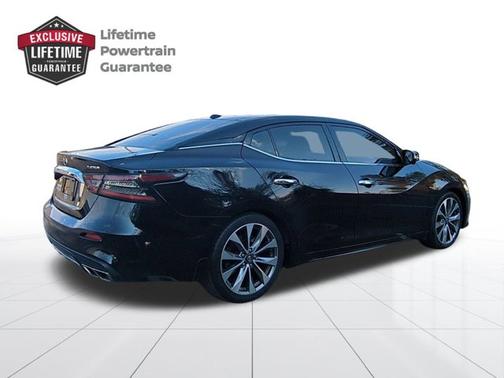 2023 Nissan Maxima Platinum