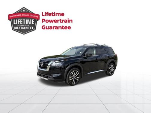 Black 2025 Nissan Pathfinder Platinum