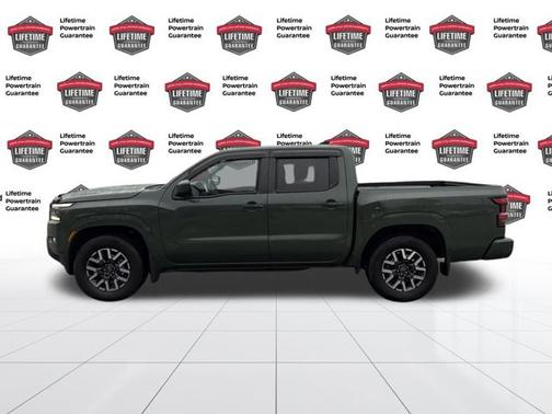 2024 Nissan Frontier SL