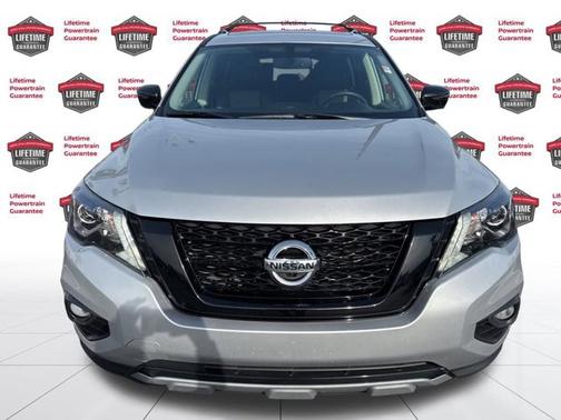 2020 Nissan Pathfinder SL