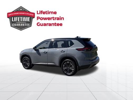 Boulder Gray Pearl / Super Black 2025 Nissan Rogue SL