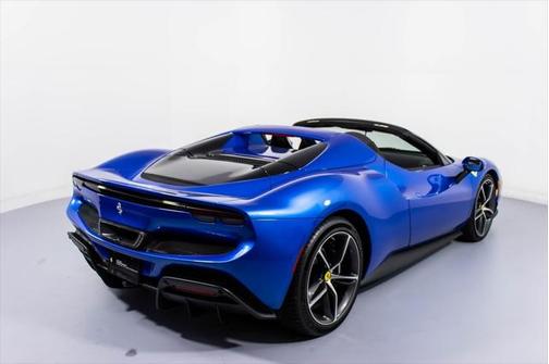 2024 Ferrari 296 GTS Base